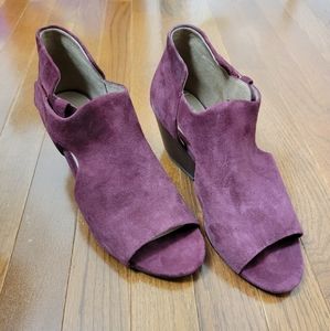 Eileen Fisher maroon wedges, sz 9